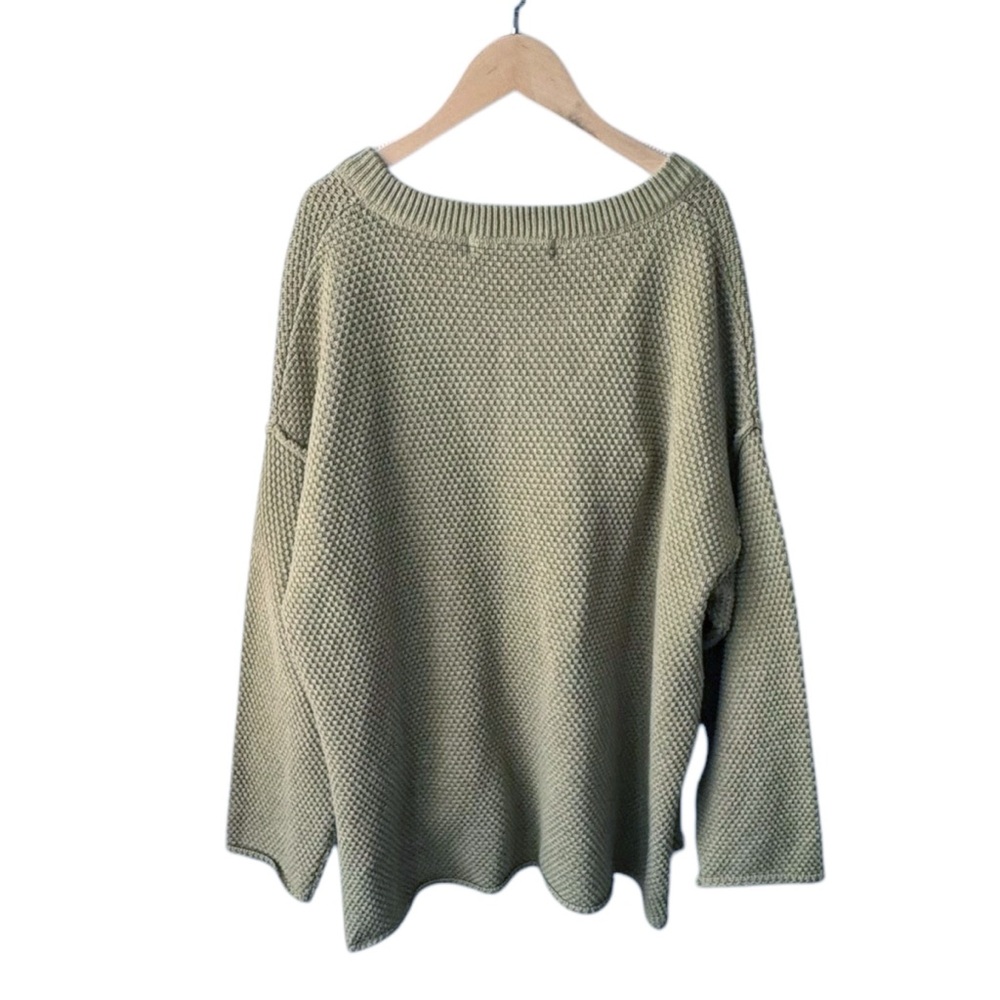 Free People Beach Hailee Sweater Set (Henley top and Pants) in Palm | XS - Picture 6 of 16